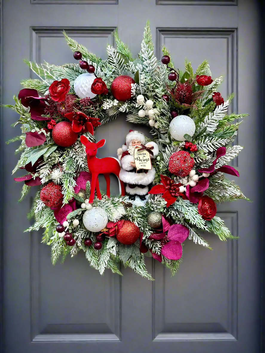 WINE O’CLOCK Christmas Wreath