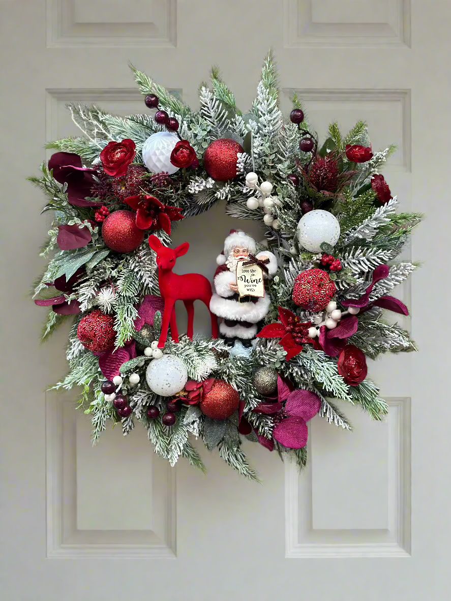 WINE O’CLOCK Christmas Wreath