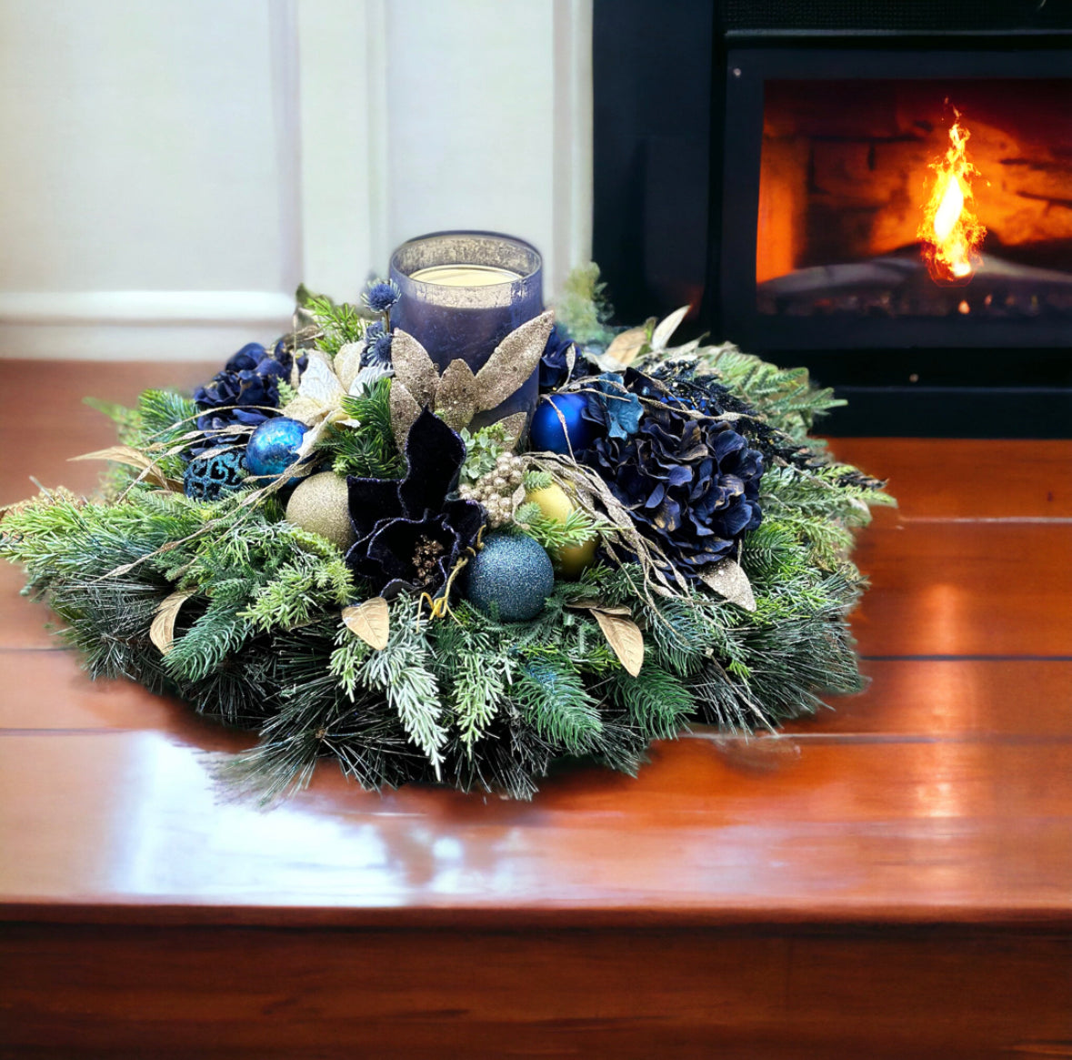 Velvet Night Christmas Centrepiece
