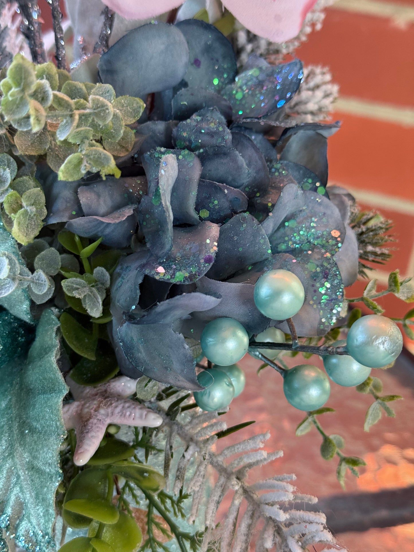 Coastal Christmas Floral Arrangement