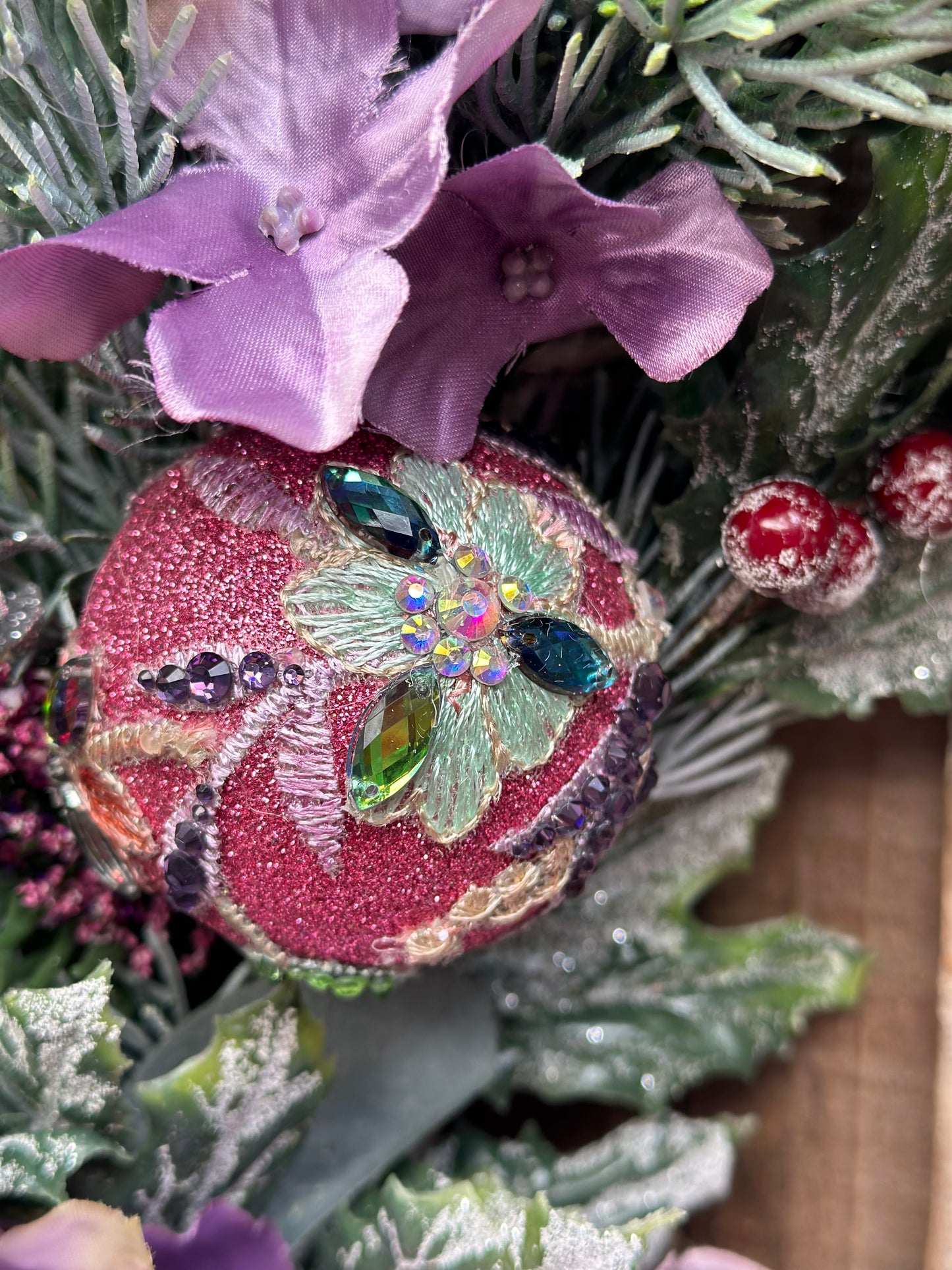 Amethyst Serenade Christmas Wreath