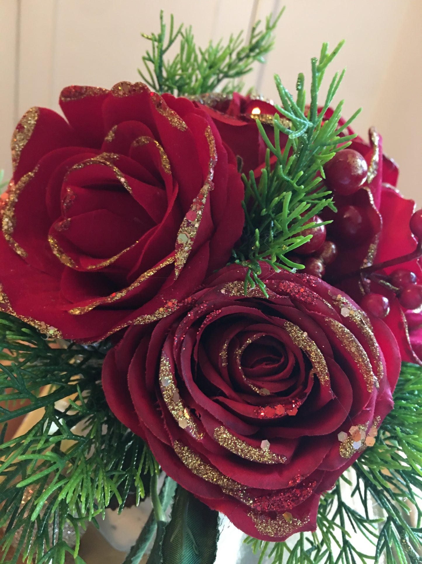 Christmas Romance Table Arrangement