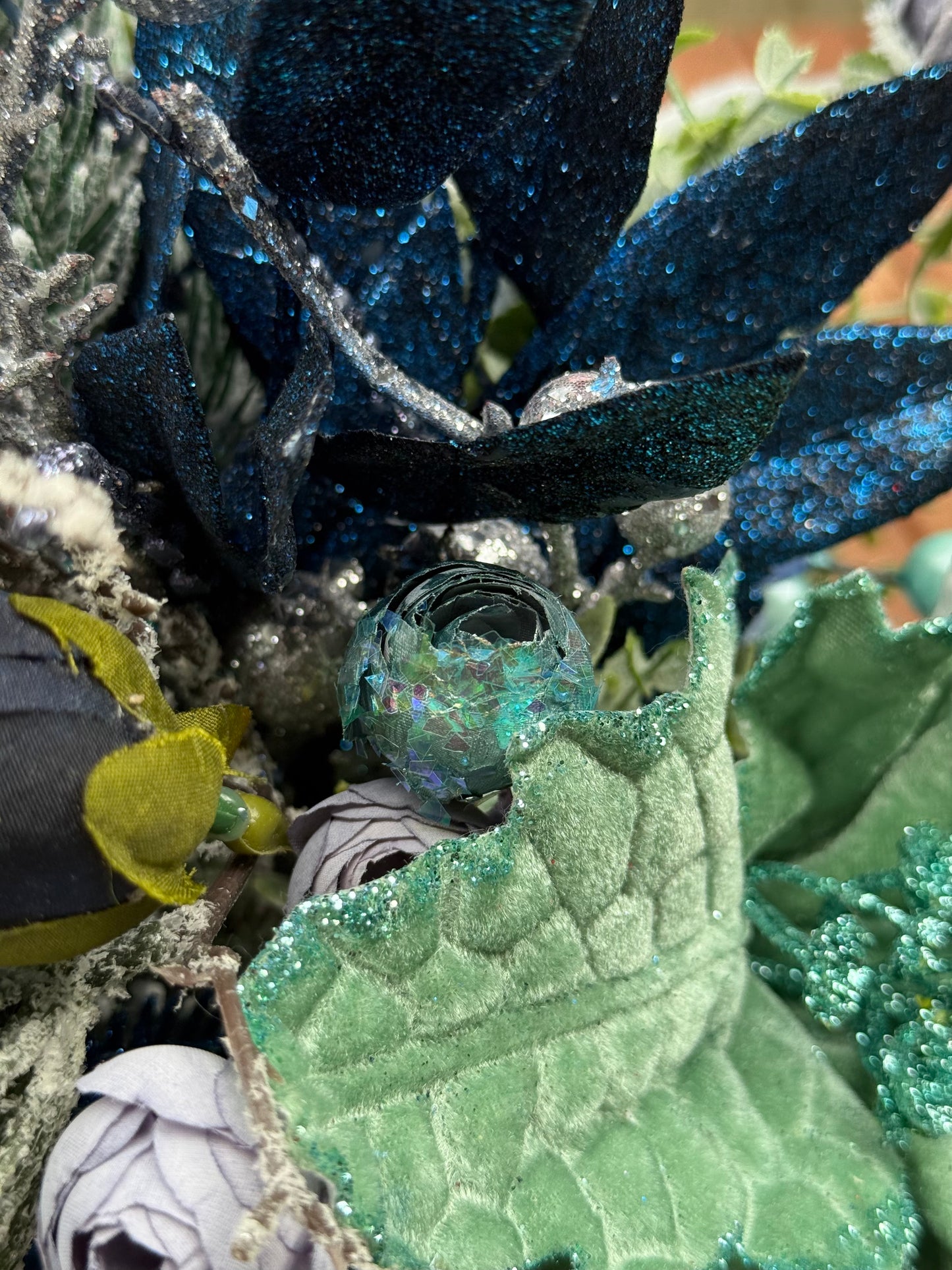 Arctic Whisper Christmas Arrangement