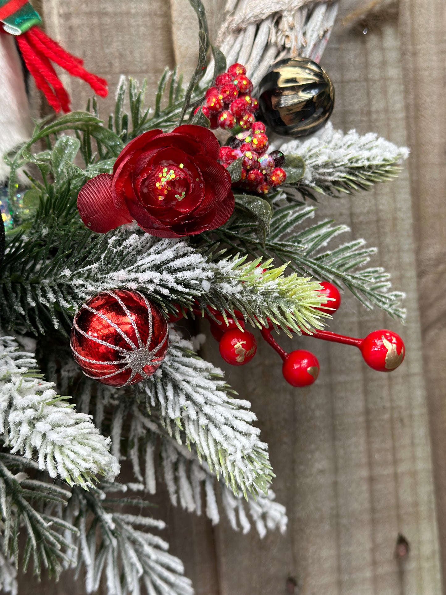 Penguin Christmas Parade Wreath